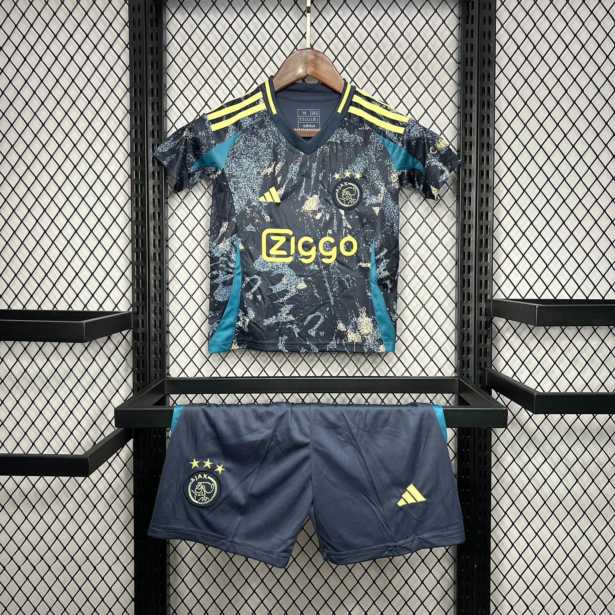 AJAX Amsterdam Kids Kit
